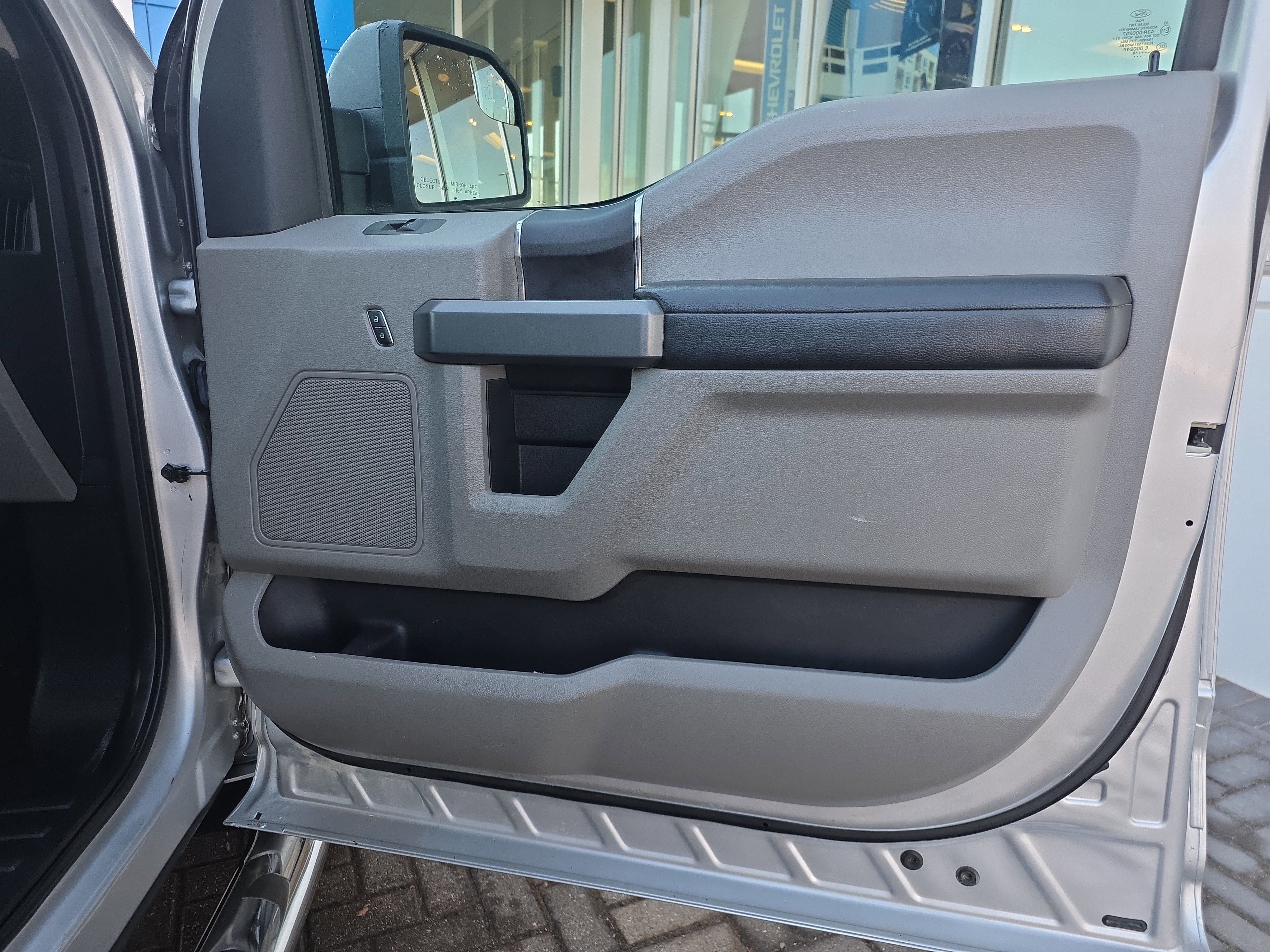 Used 2018 Ford F150 XLT w/ Trailer Tow Package image 25