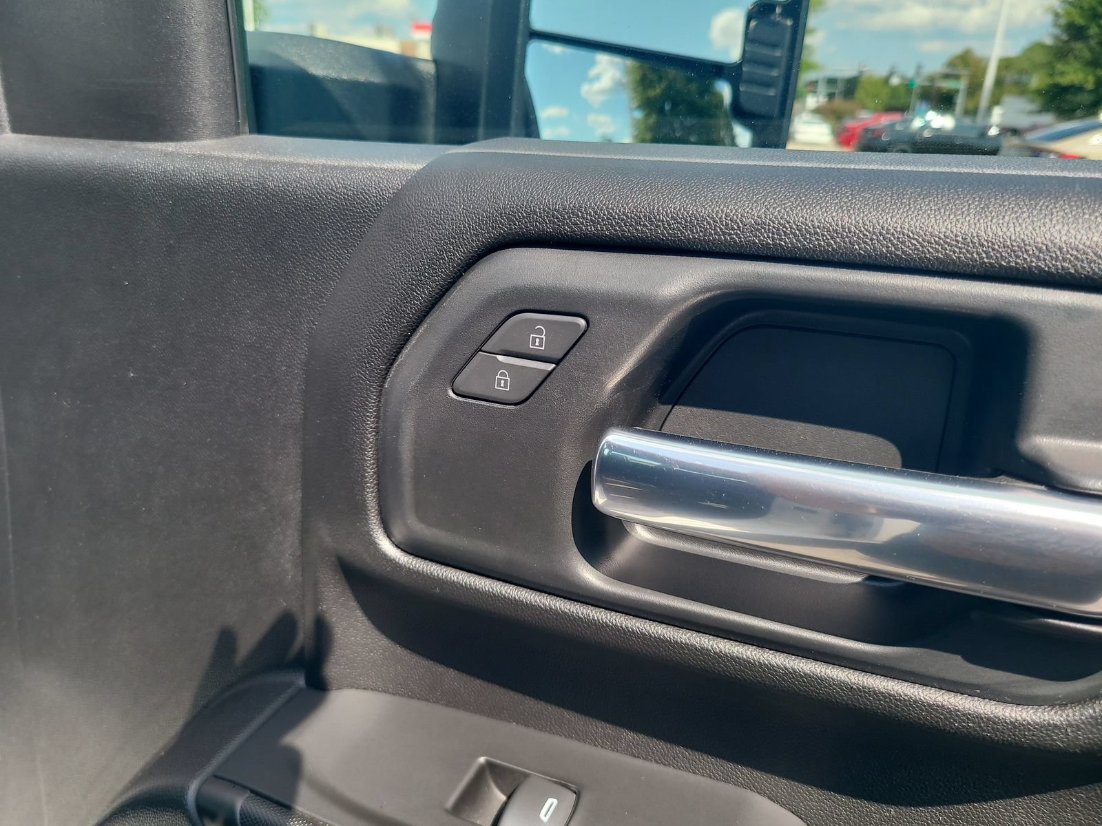Used 2025 GMC Sierra 2500 Pro AWD/4WD image 25