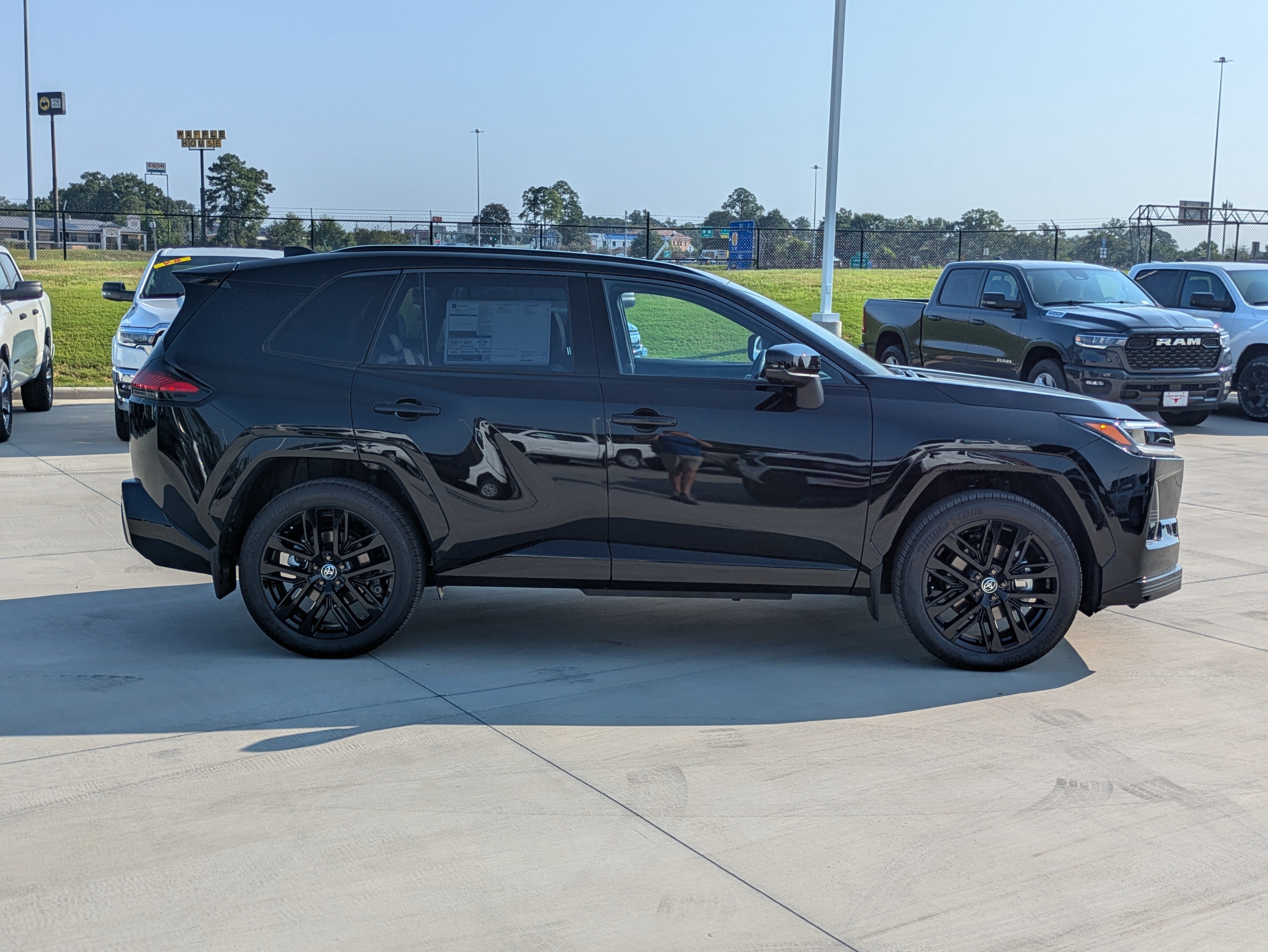 New 2026 Toyota RAV4 XSE AWD/4WD image 6