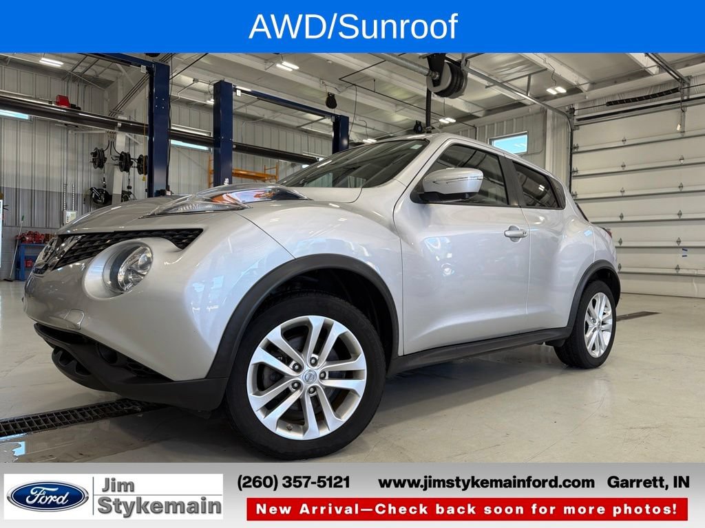Used 2015 Nissan Juke SV w/ Technology Package