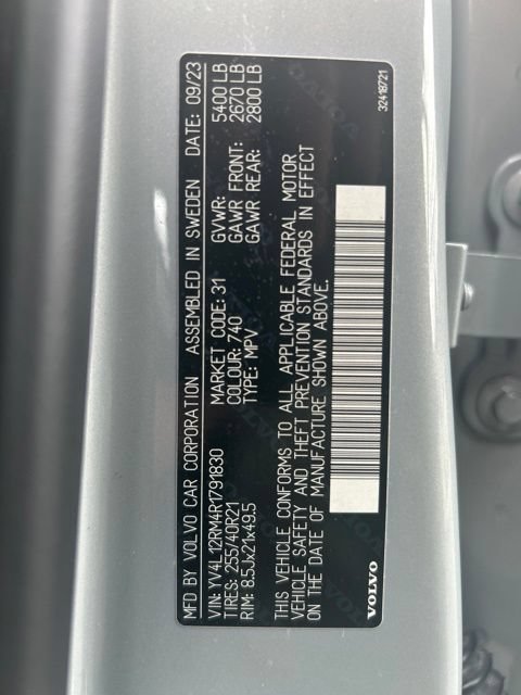 Used 2024 Volvo XC60 B5 Ultimate w/ Protection Package Premier AWD/4WD image 30