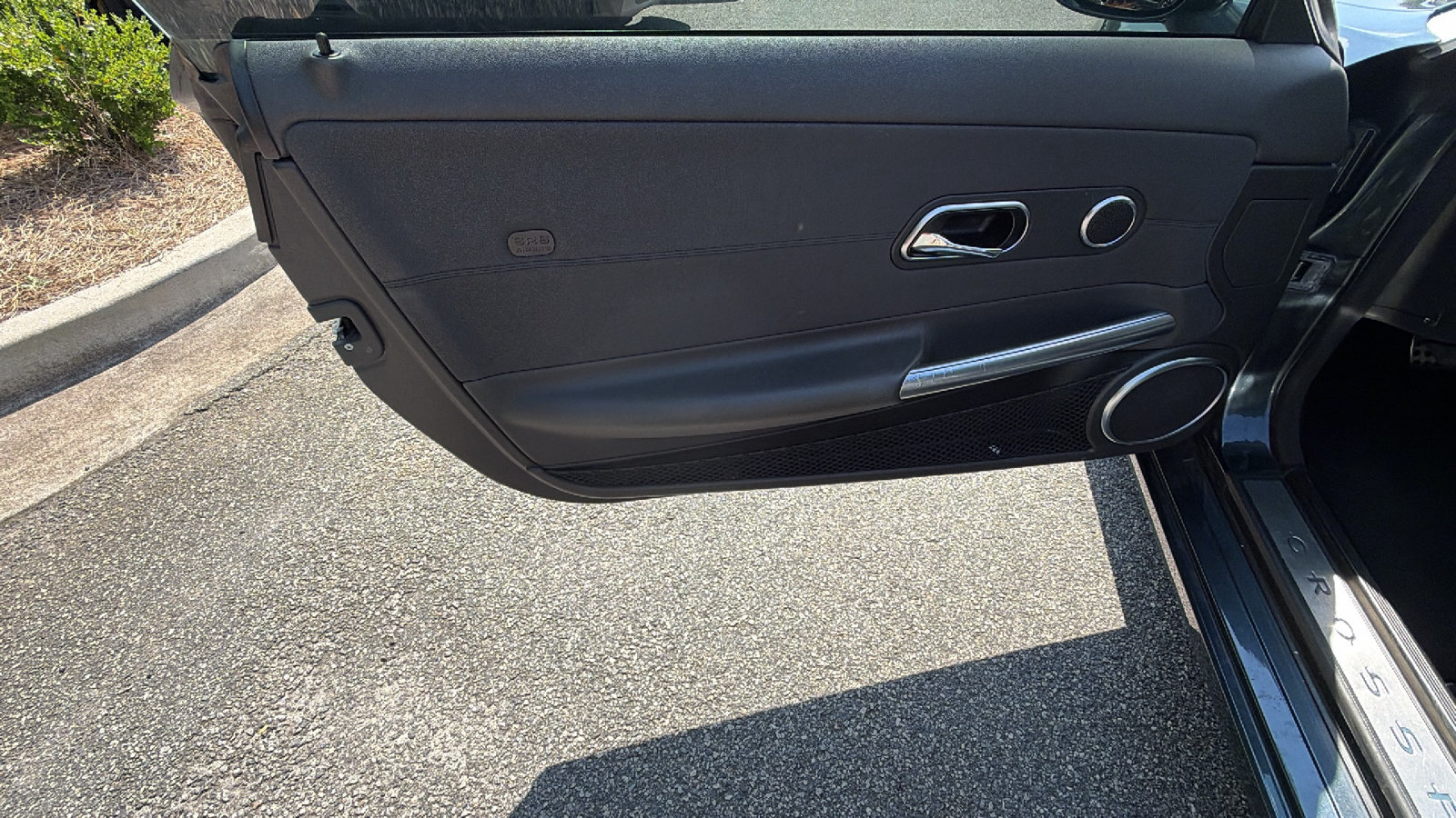 Used 2007 Chrysler Crossfire Limited RWD image 14