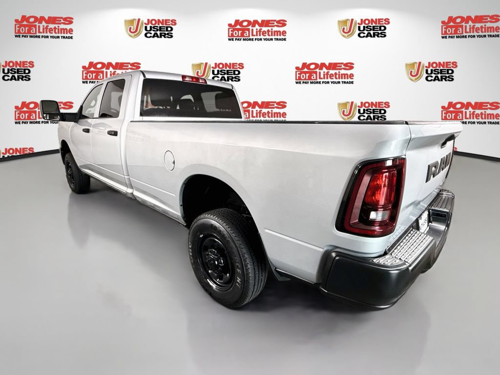 Used 2026 RAM 2500 Tradesman AWD/4WD image 2