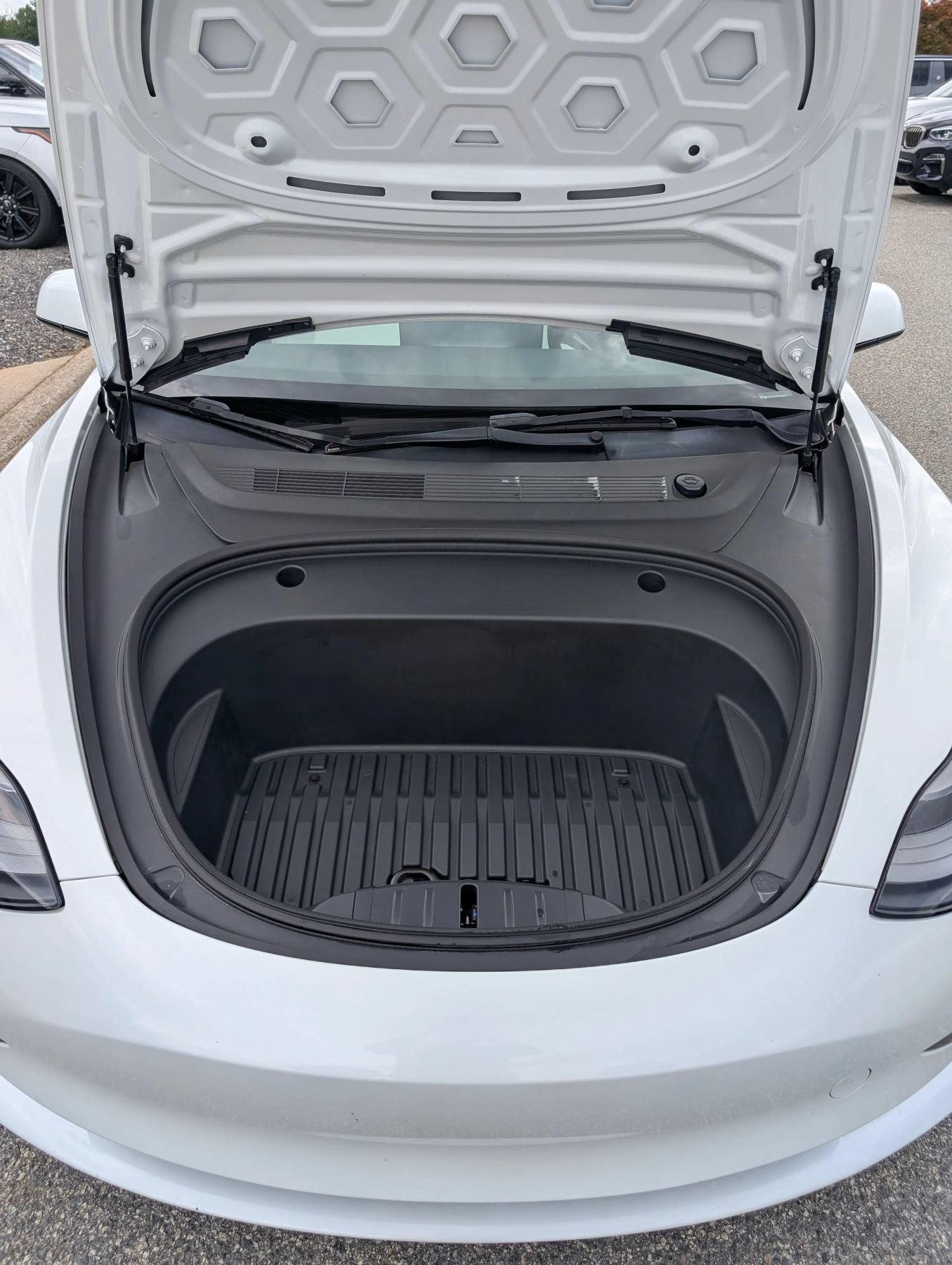 Used 2023 Tesla Model 3 Standard Range RWD image 34