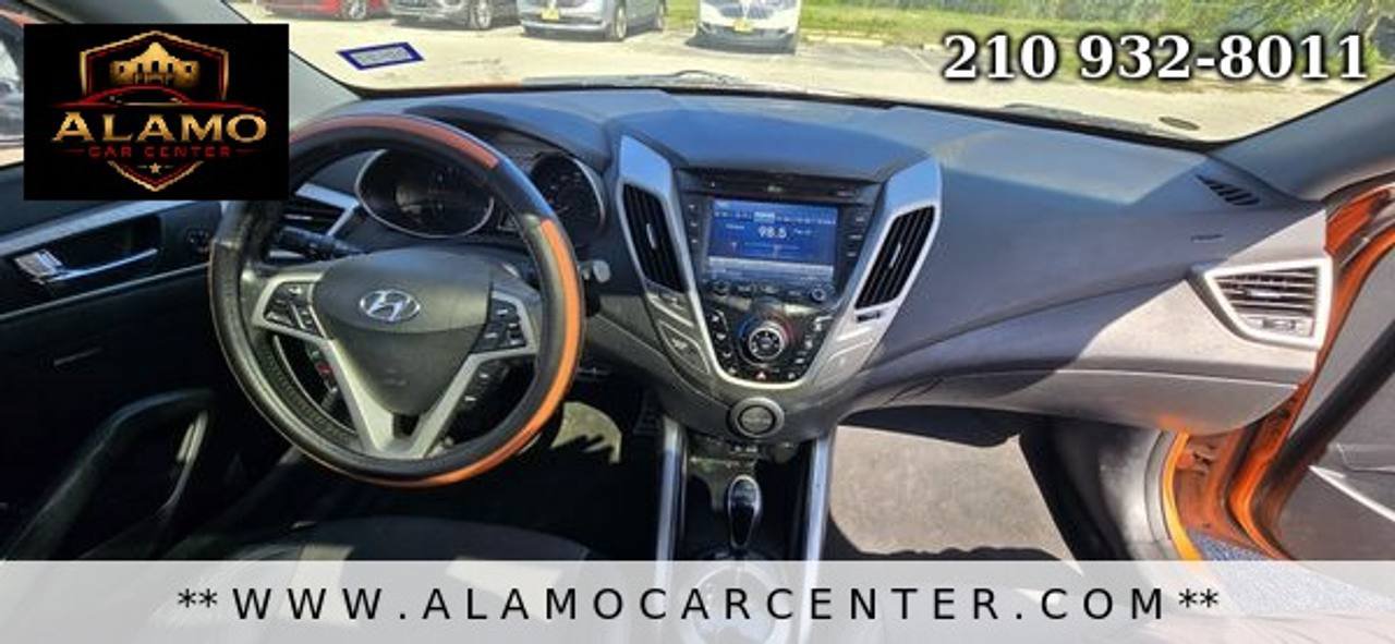Used 2013 Hyundai Veloster w/ Style Pkg FWD image 15