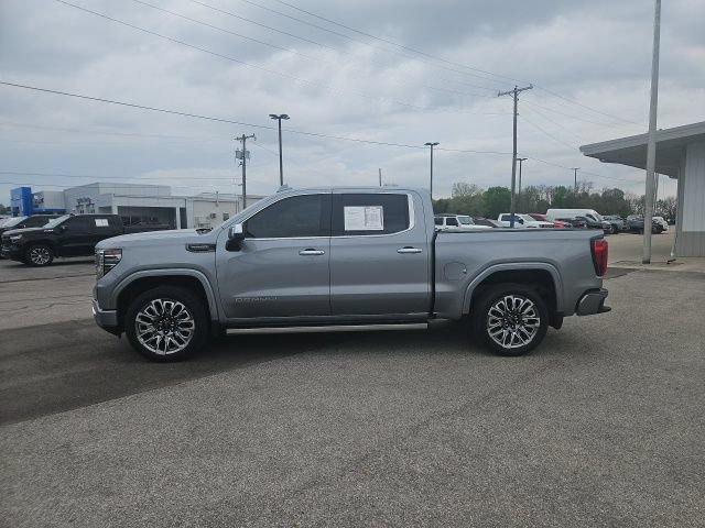 Used 2024 GMC Sierra 1500 Denali Ultimate AWD/4WD image 9