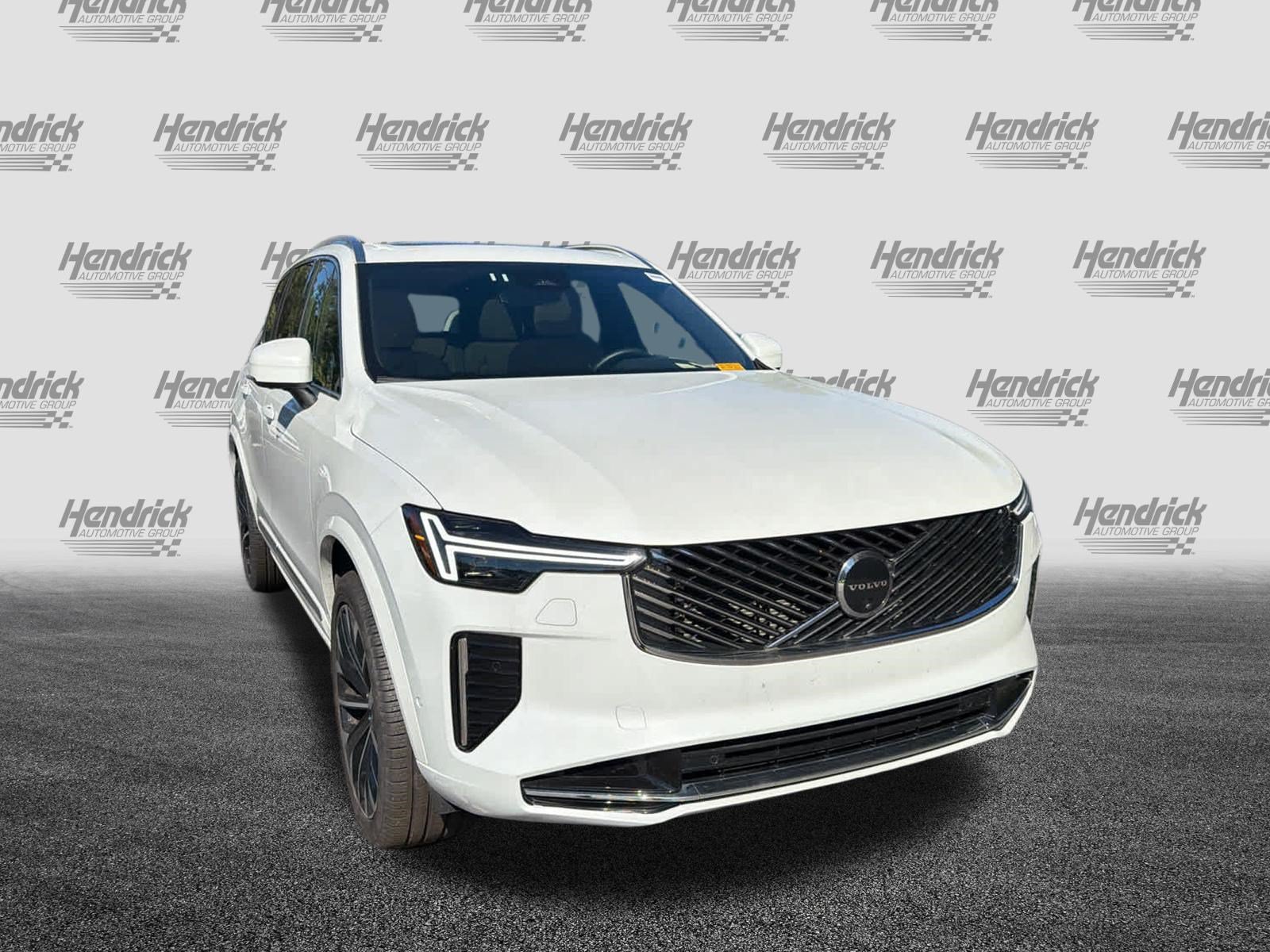 Used 2026 Volvo XC90 B6 Plus AWD/4WD image 3