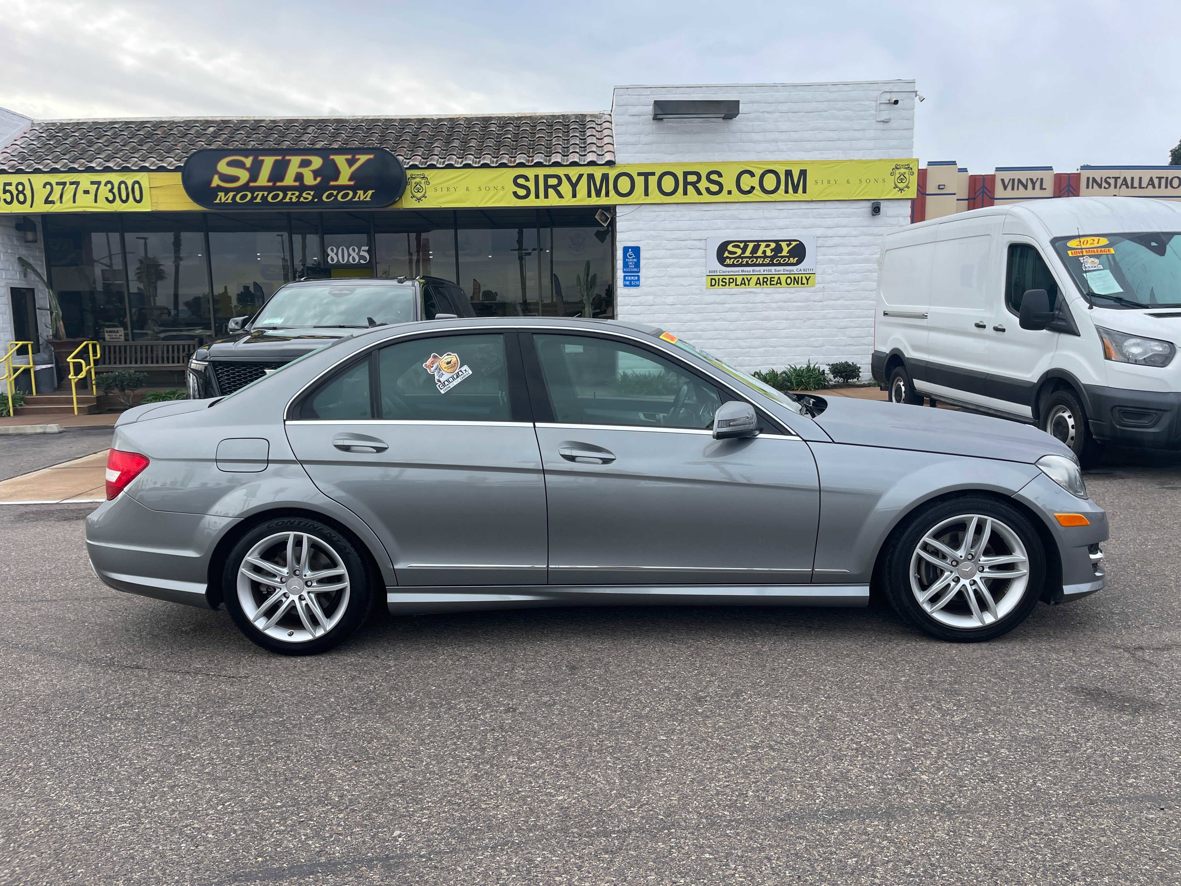 Used 2013 Mercedes-Benz C 250 Sedan w/ Premium 1 Pkg image 2