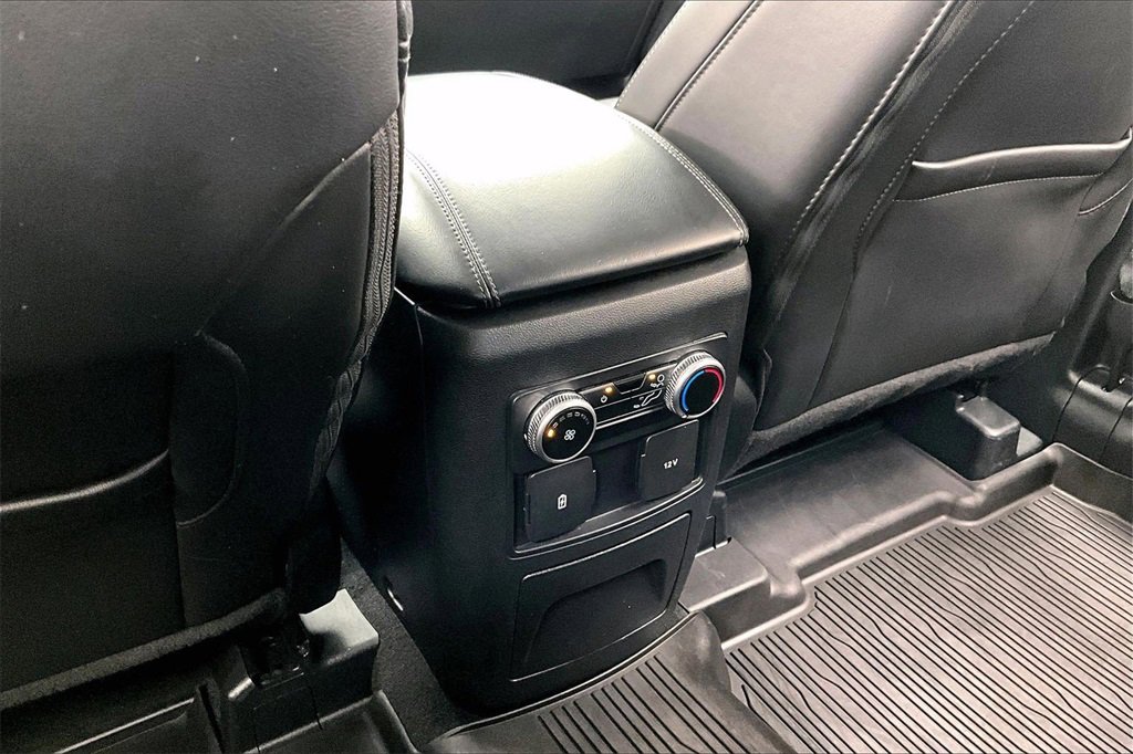 Used 2023 Ford Explorer XLT w/ Equipment Group 202A image 34