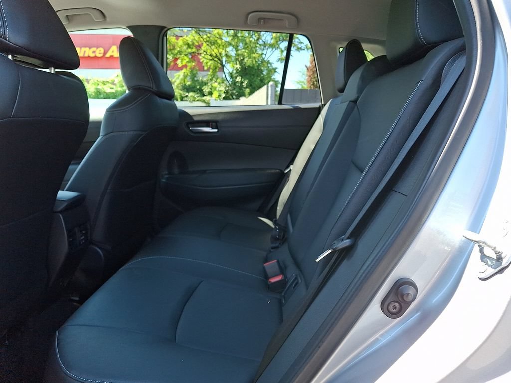 Certified 2025 Toyota Corolla Cross XLE FWD image 10