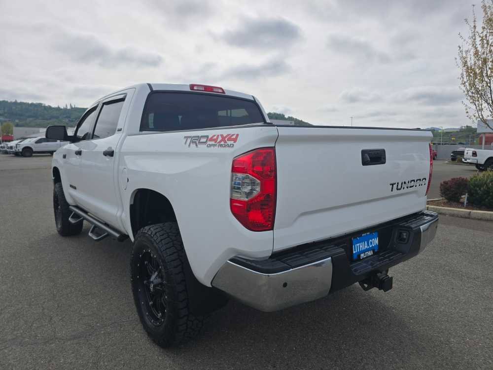Used 2014 Toyota Tundra SR5 AWD/4WD image 3