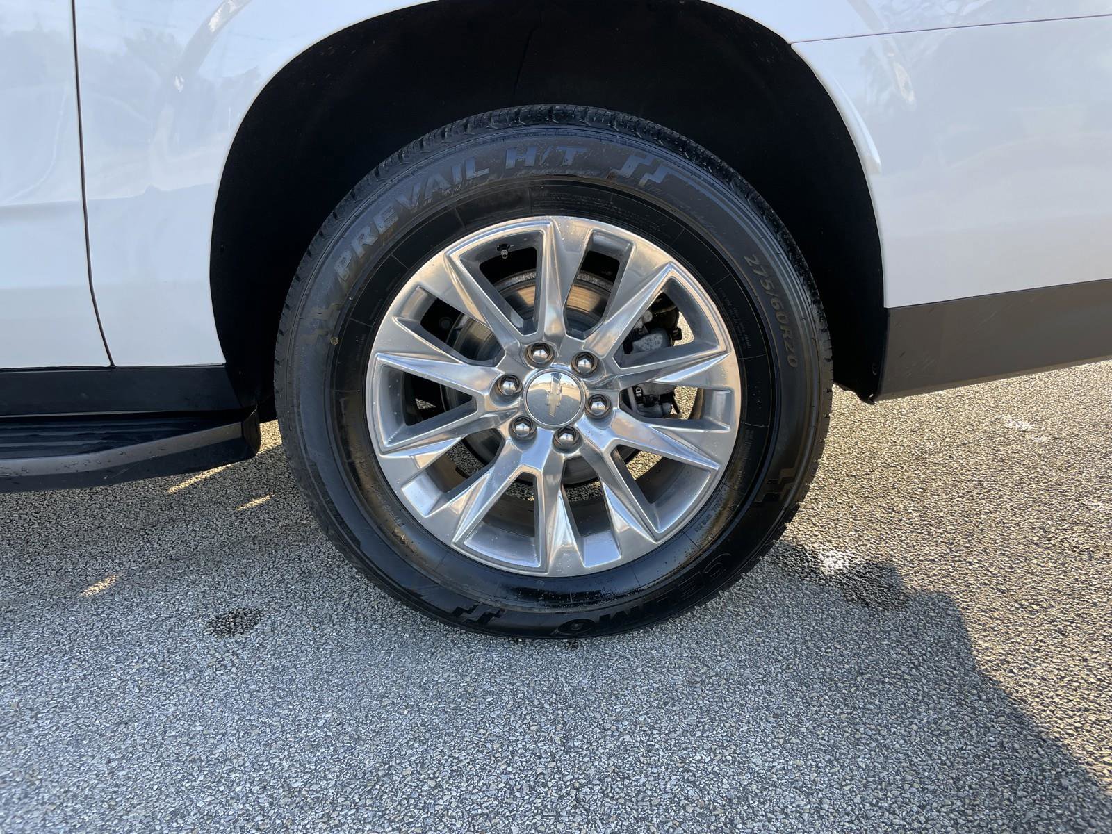 Used 2023 Chevrolet Suburban Premier image 53