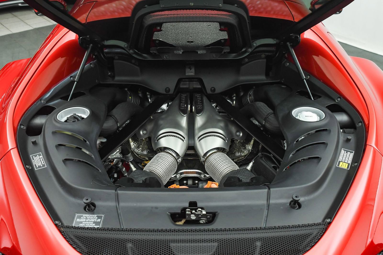 Used 2025 Ferrari 296 GTB RWD image 15