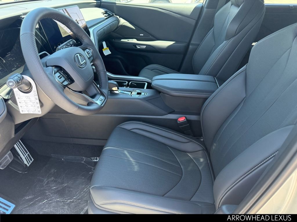 New 2026 Lexus TX 500h AWD image 10