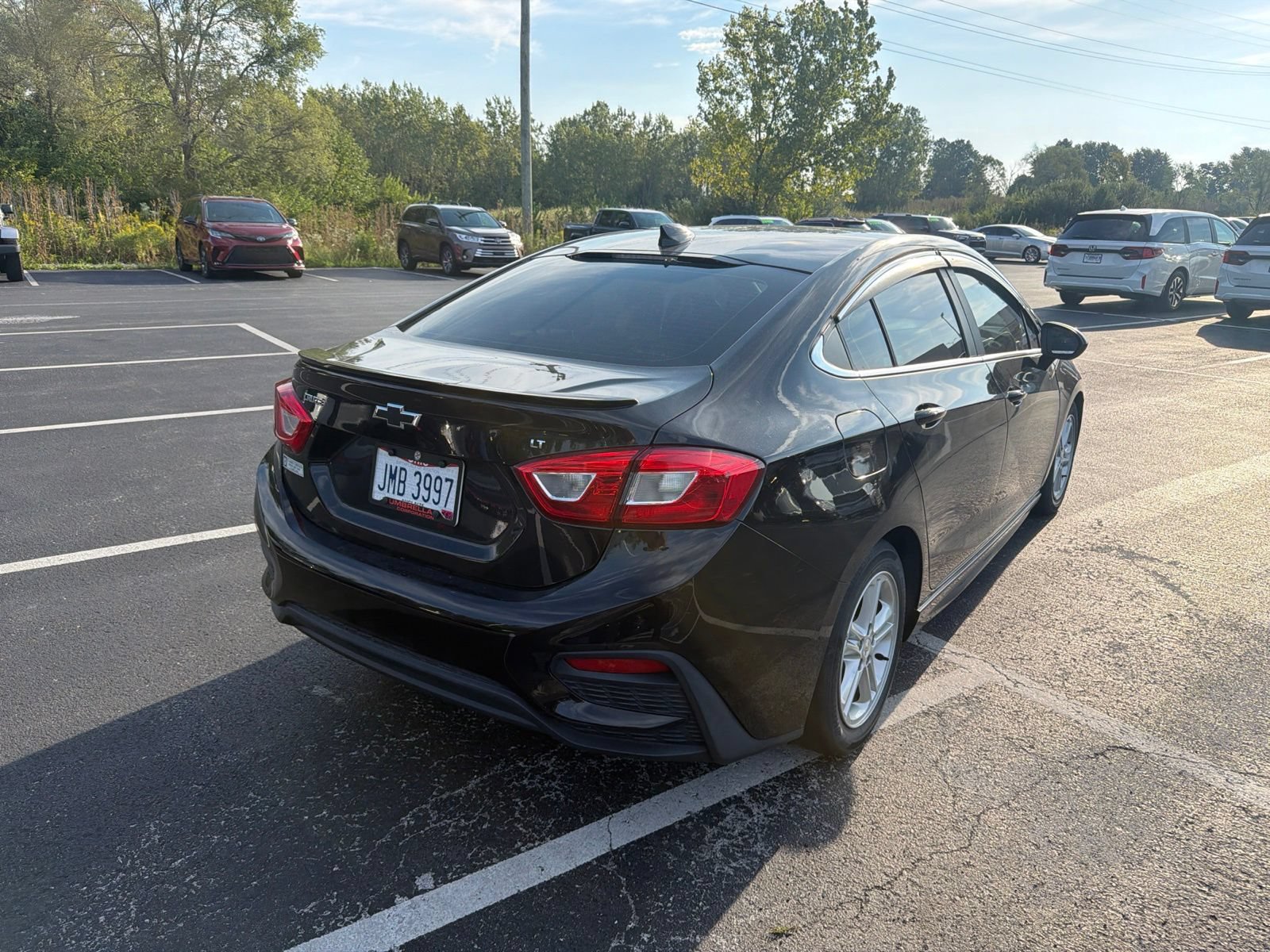 Used 2018 Chevrolet Cruze LT w/ Convenience Package FWD image 7