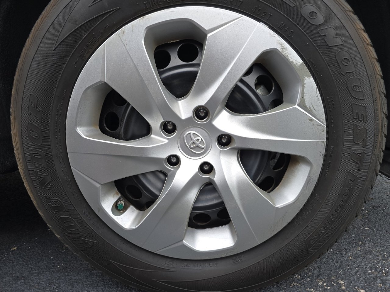 Used 2023 Toyota RAV4 LE FWD image 13
