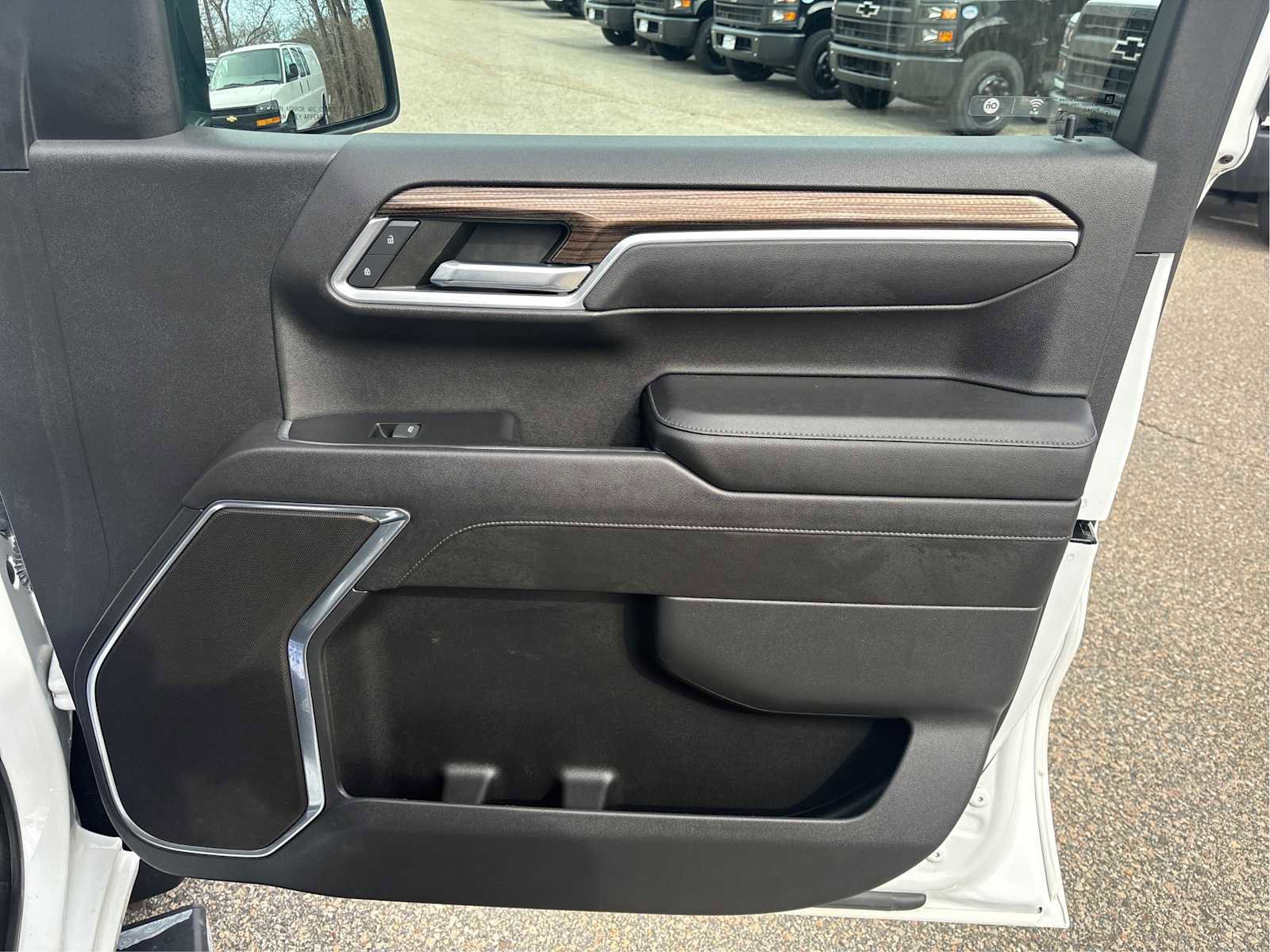 Certified 2022 Chevrolet Silverado 1500 LT image 22