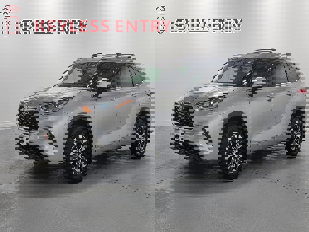 Certified 2021 Toyota Highlander XLE image 4