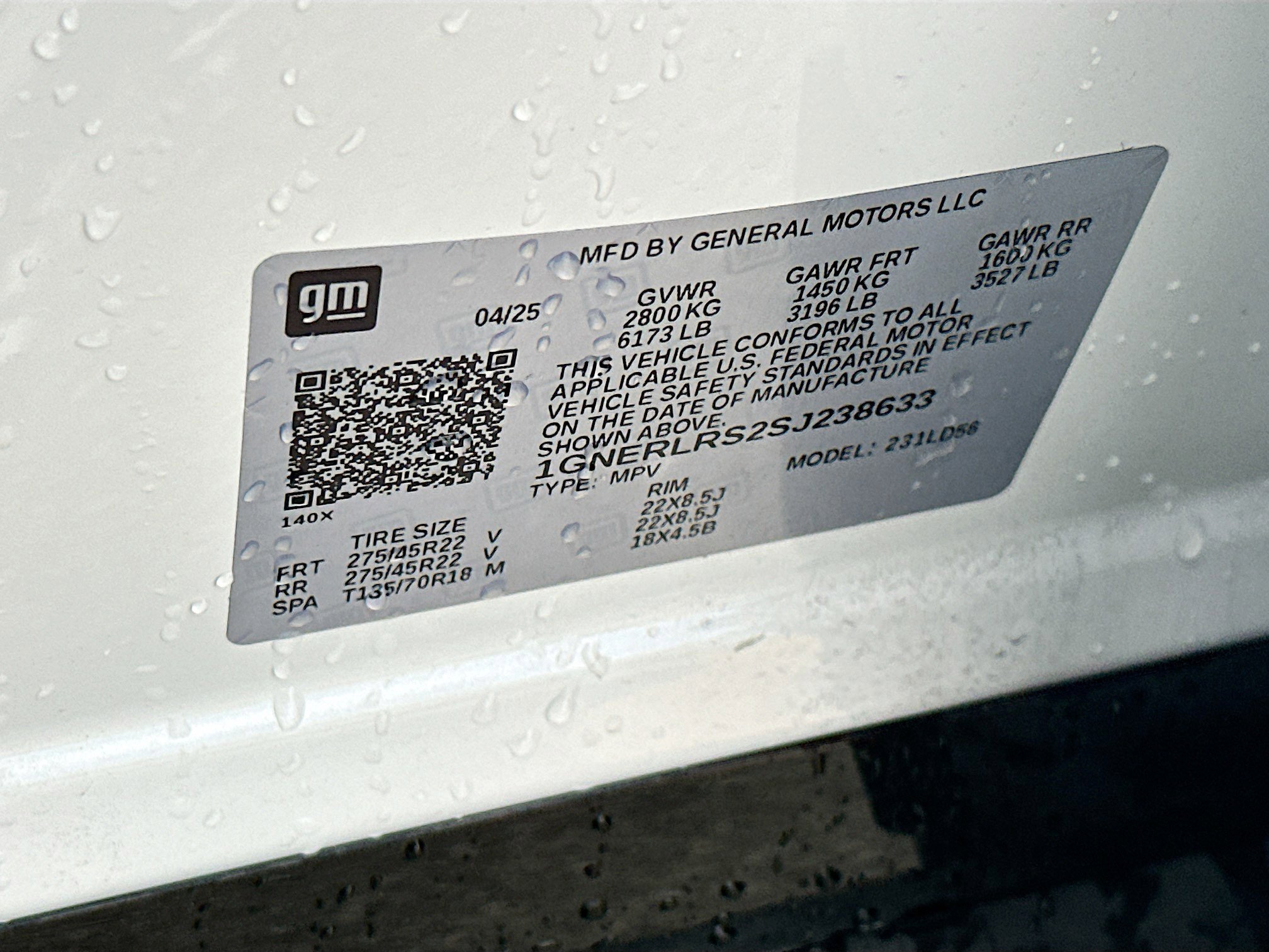 Used 2025 Chevrolet Traverse RS image 40