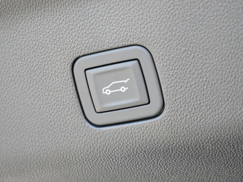 New 2026 GMC Yukon XL Elevation AWD/4WD image 31
