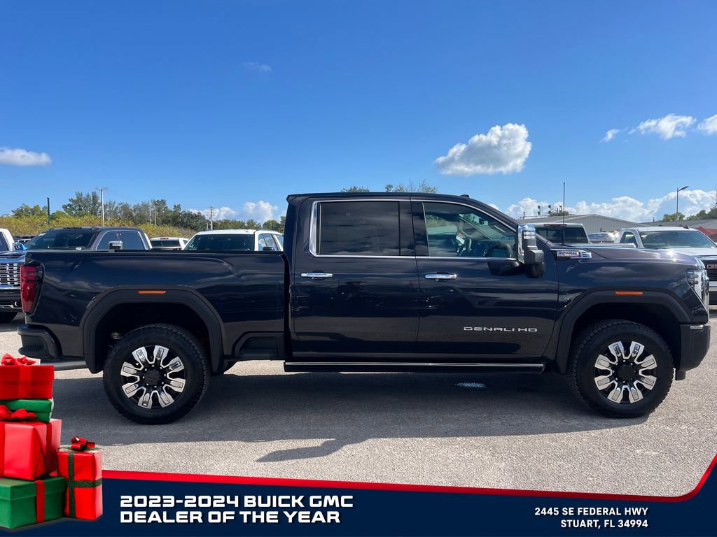 New 2025 GMC Sierra 2500 Denali w/ Denali Reserve Package image 8
