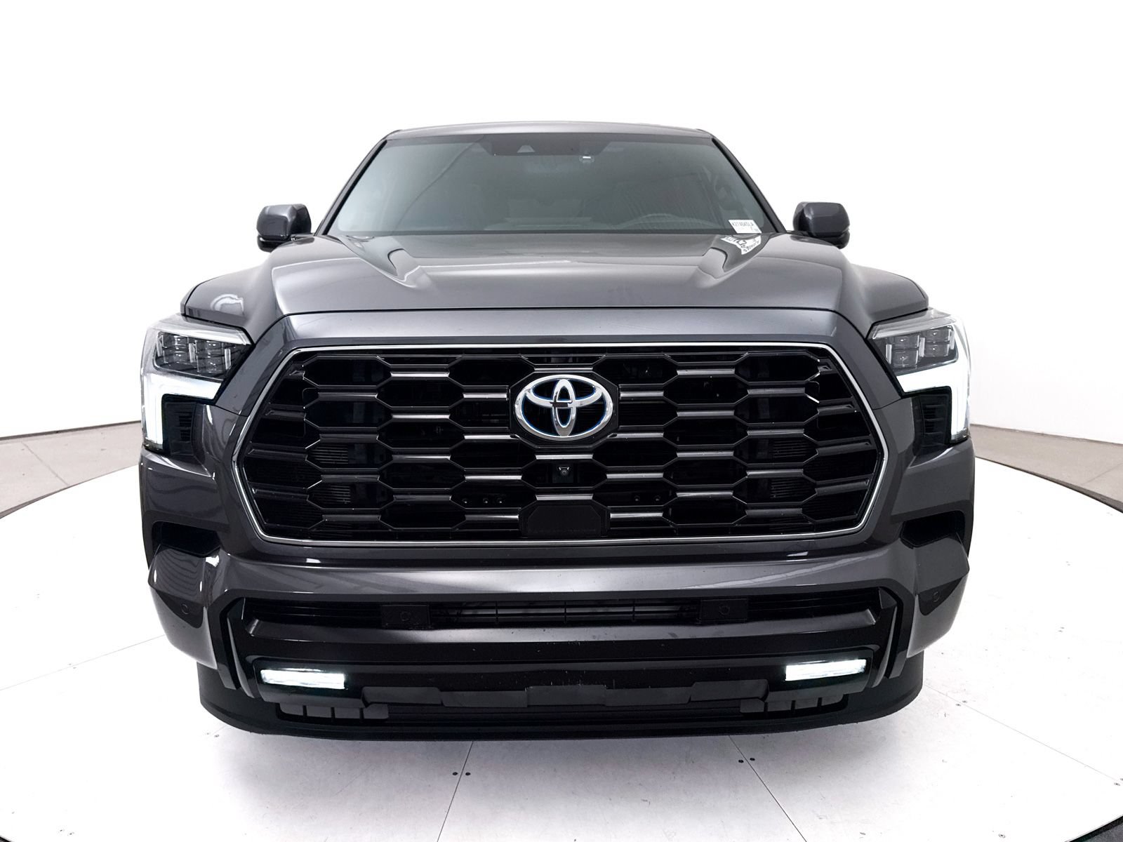 Used 2023 Toyota Sequoia Platinum AWD/4WD image 14