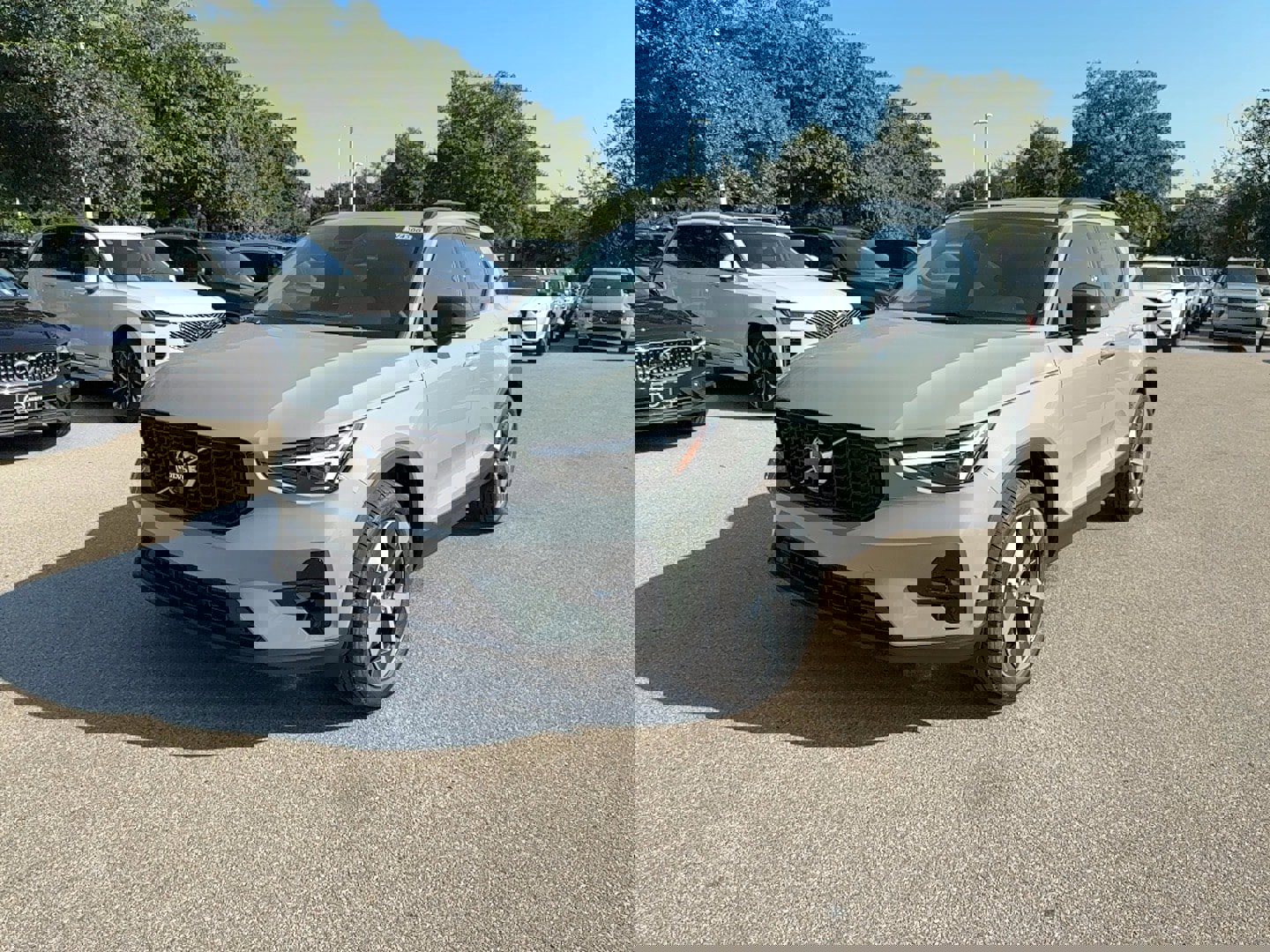 New 2026 Volvo XC40 B5 Plus w/ Protection Package Premier image 2