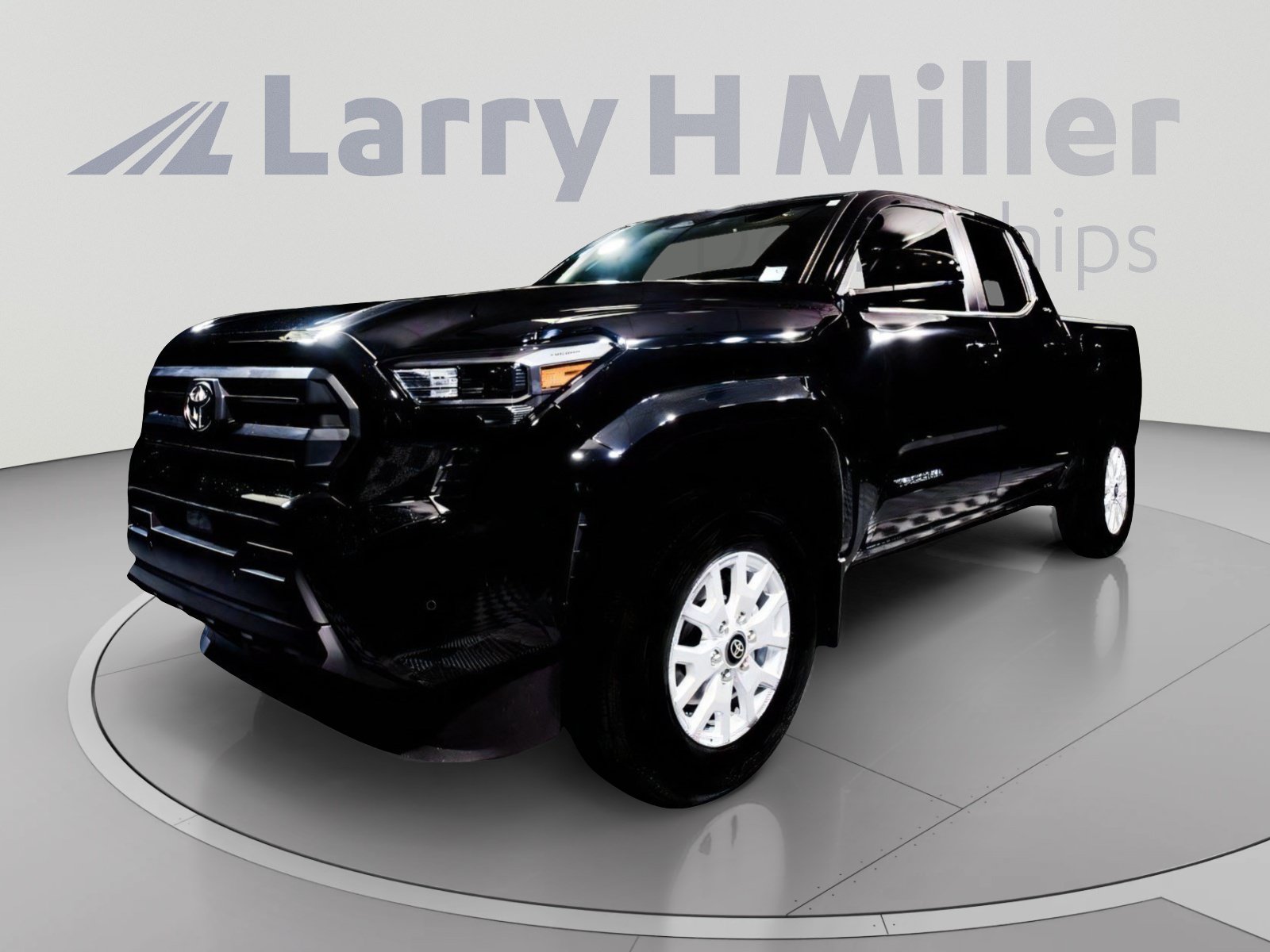 New 2024 Toyota Tacoma SR5 AWD/4WD image 2