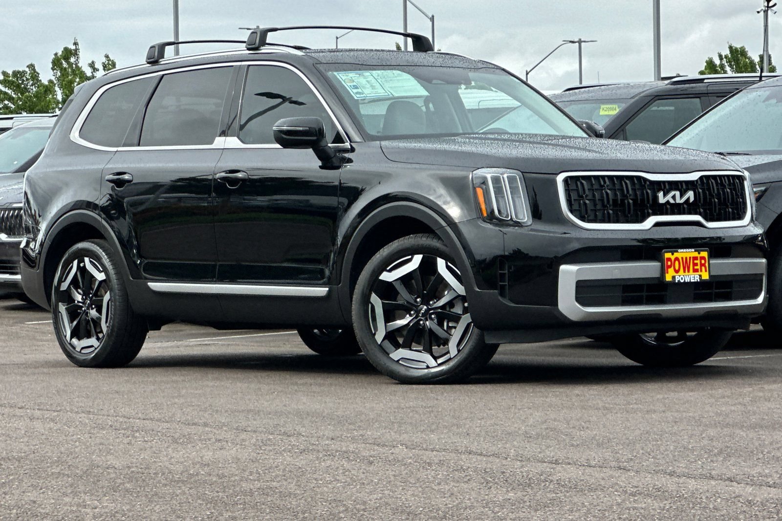 Certified 2023 Kia Telluride EX w/ EX Captain's Chair Package FWD image 2