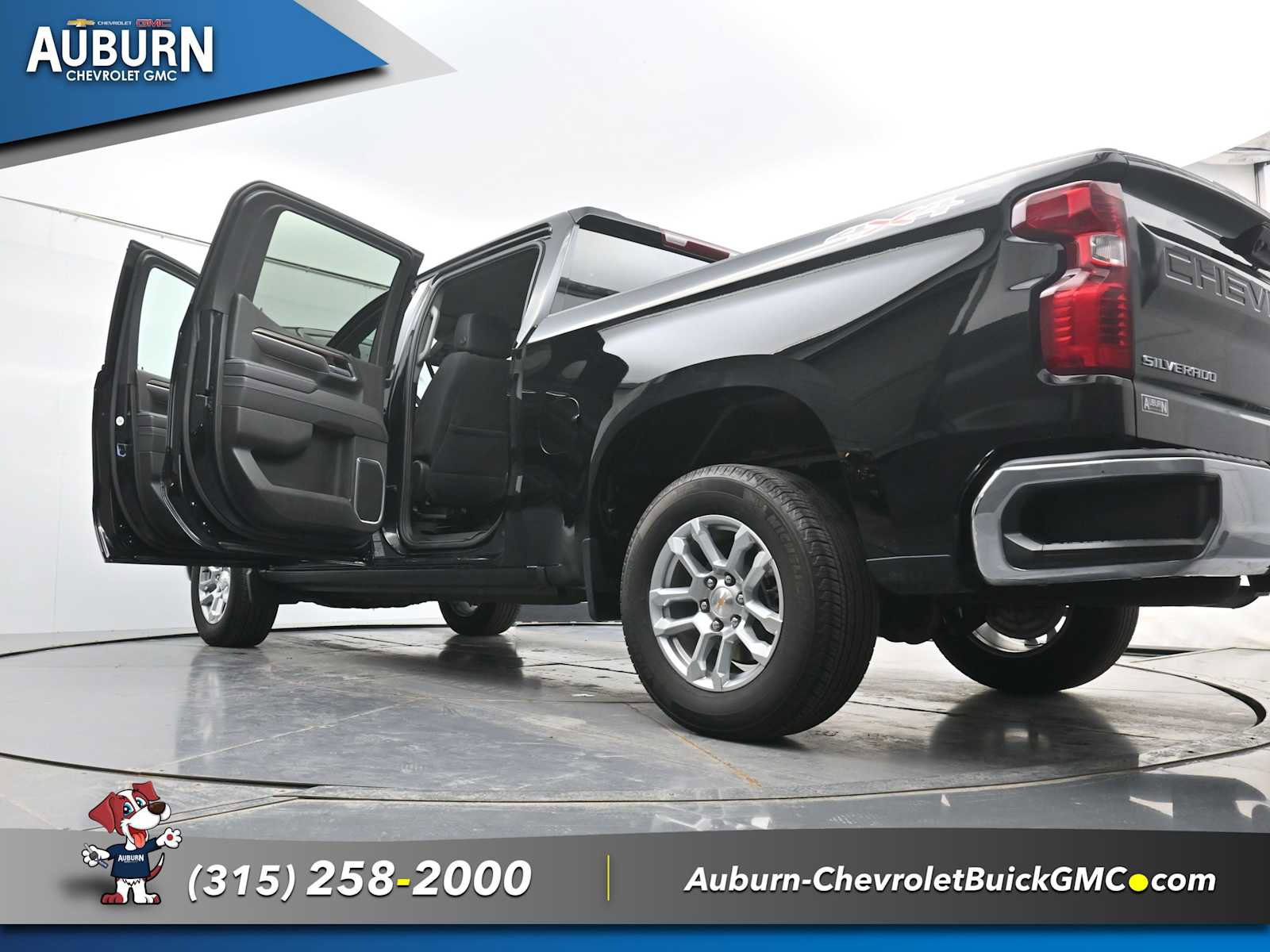 Used 2025 Chevrolet Silverado 1500 LT image 30