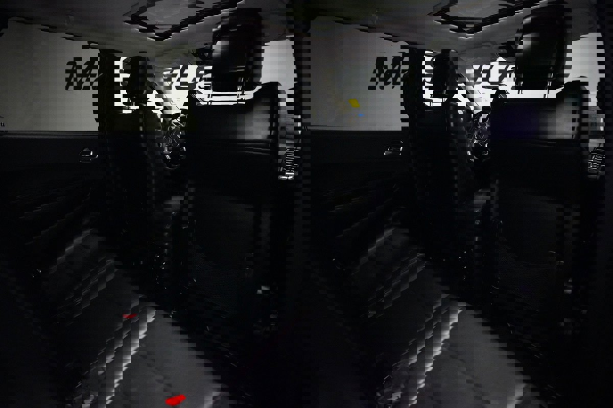 Used 2015 Dodge Durango Limited w/ Premium Group image 13