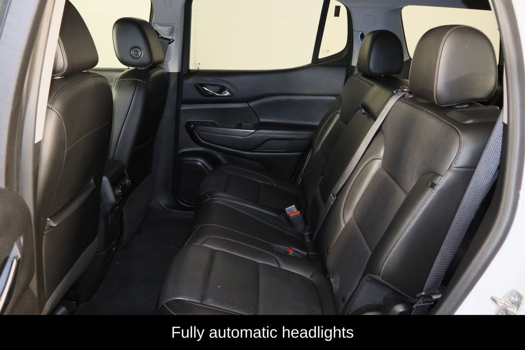 Used 2021 GMC Acadia SLT image 16