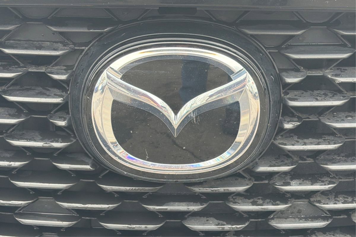 Used 2021 MAZDA MAZDA3 s image 26