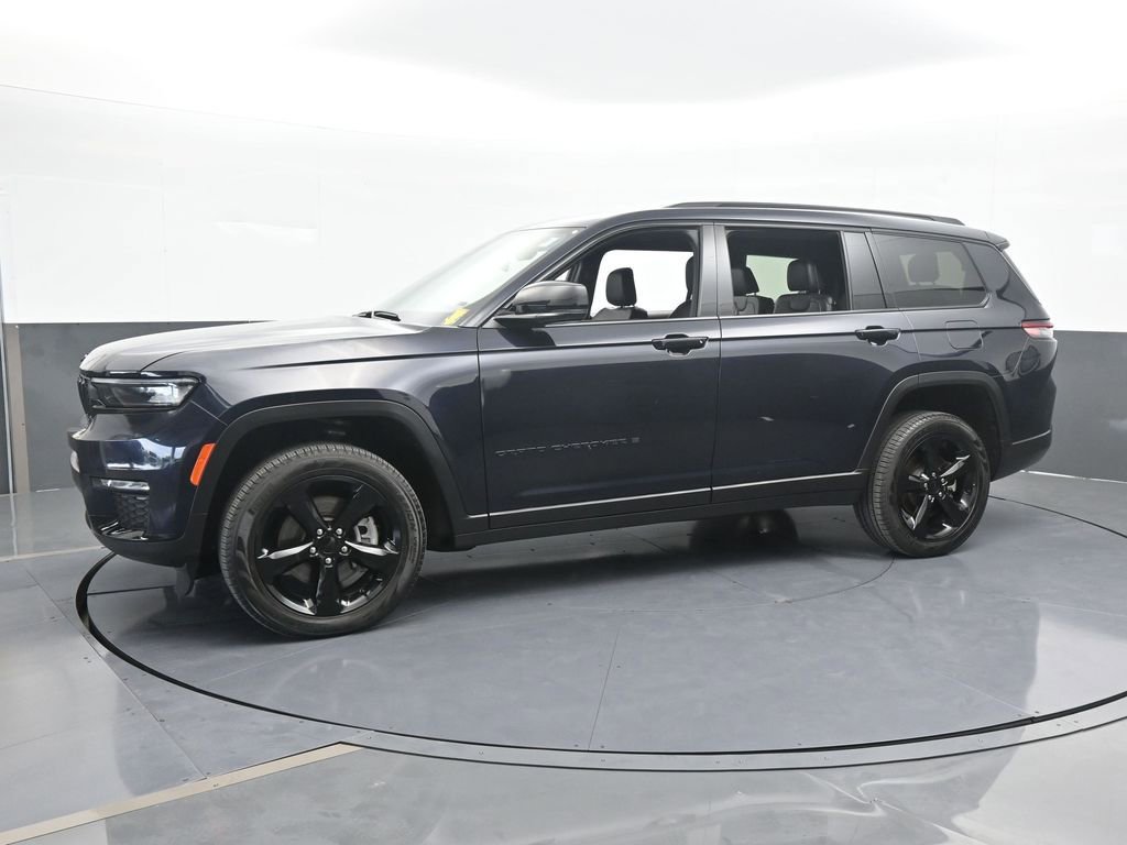 Used 2024 Jeep Grand Cherokee L Limited w/ Black Appearance Package image 2
