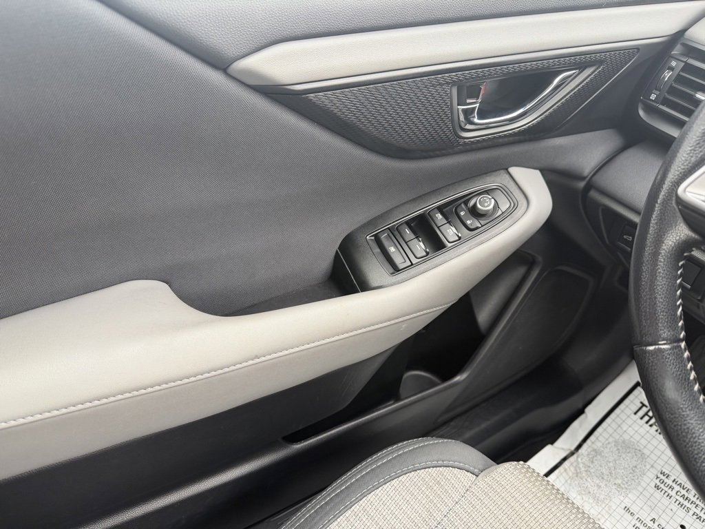 Used 2022 Subaru Outback Premium image 12