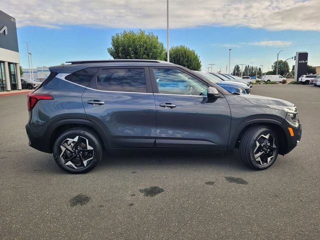 Used 2024 Kia Seltos EX FWD image 3