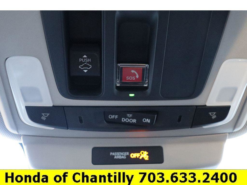 Certified 2025 Honda Accord SE image 18