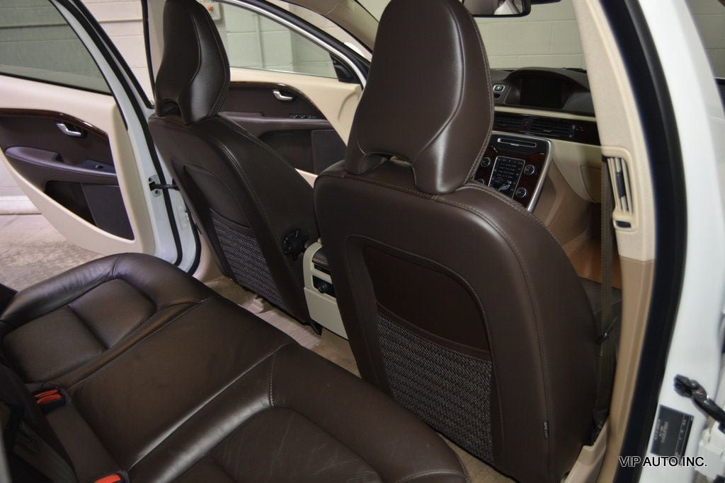Used 2013 Volvo XC70 3.2 FWD image 30