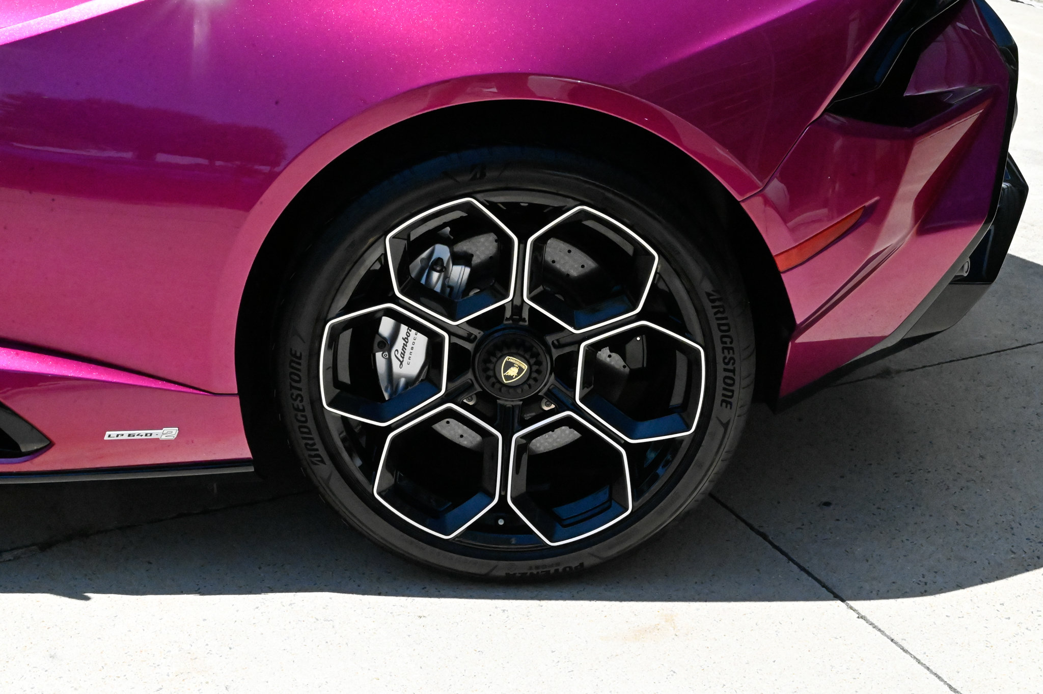 Used 2024 Lamborghini Huracan Tecnica RWD image 10