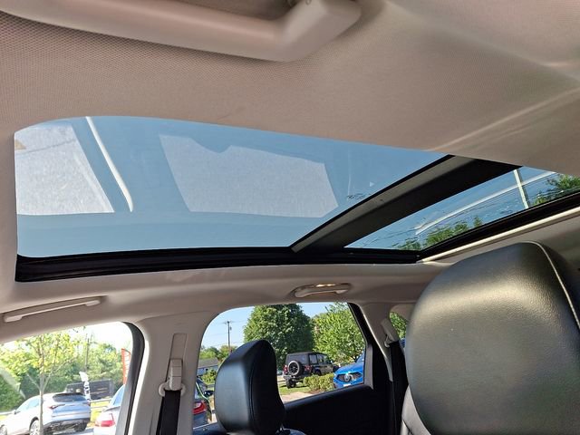 Used 2015 Ford Edge Titanium AWD/4WD image 14