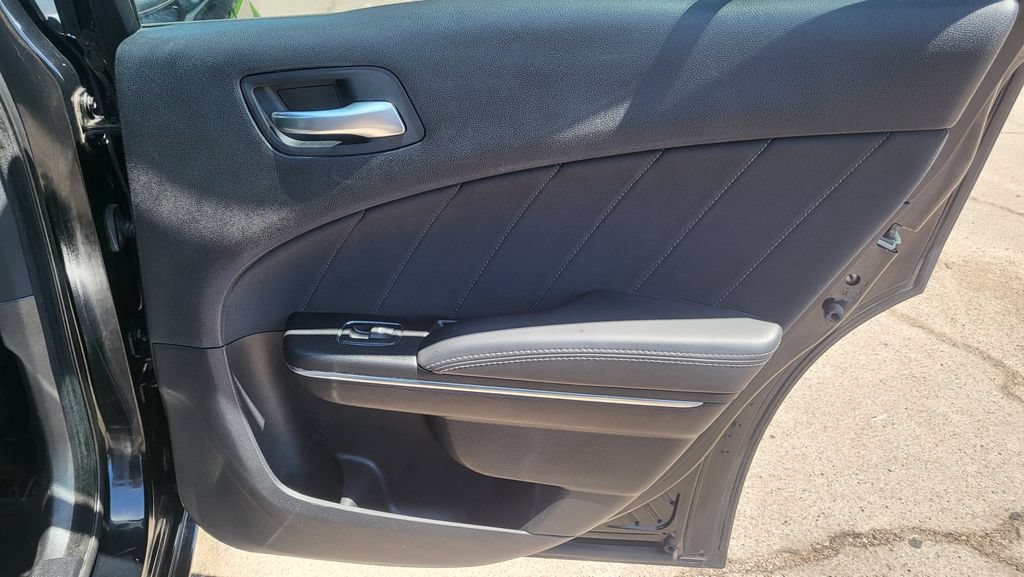 Used 2016 Dodge Charger SXT w/ Navigation & Travel Group RWD image 20