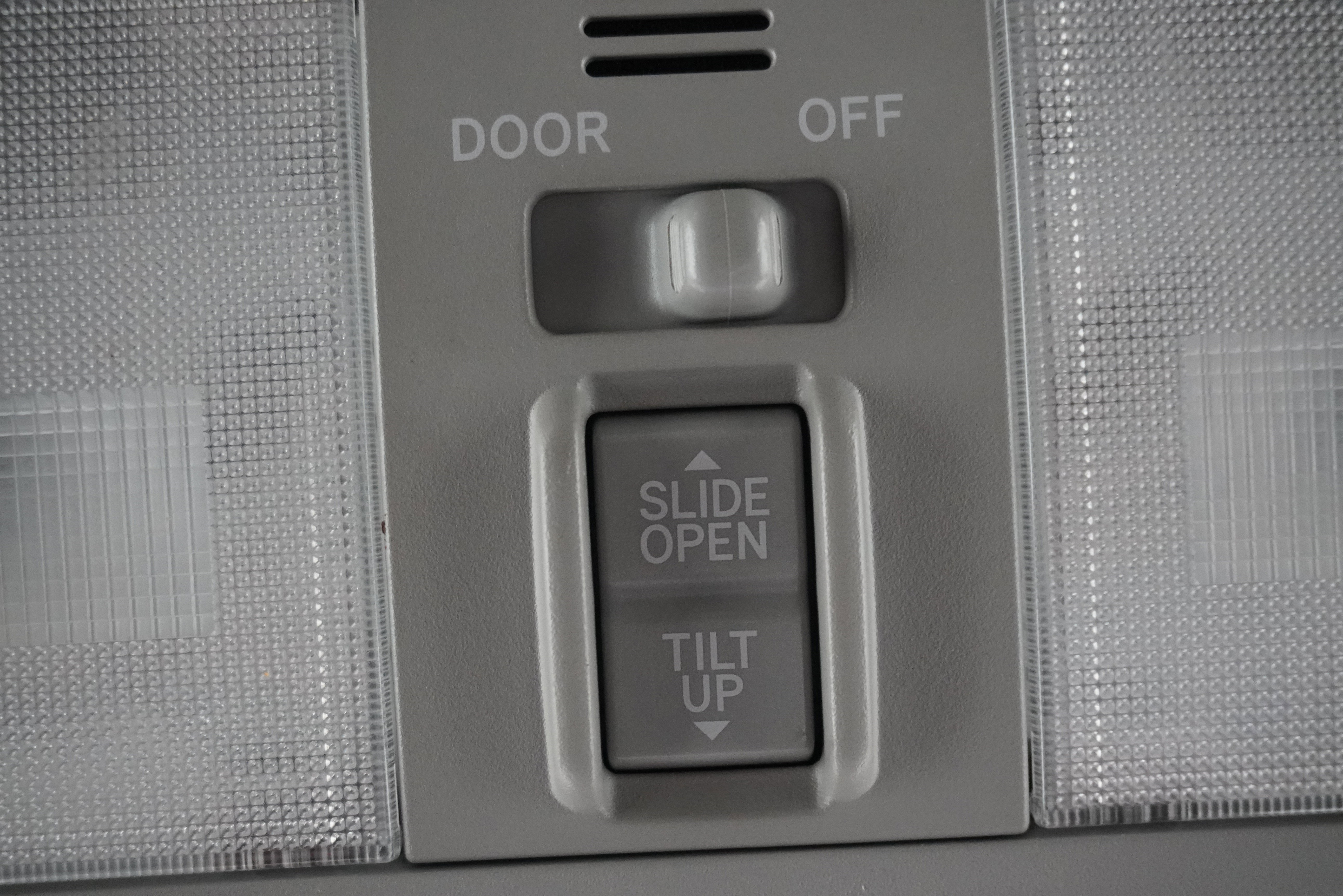 Used 2012 Toyota RAV4 Limited w/ Premium Plus Value Pkg image 25