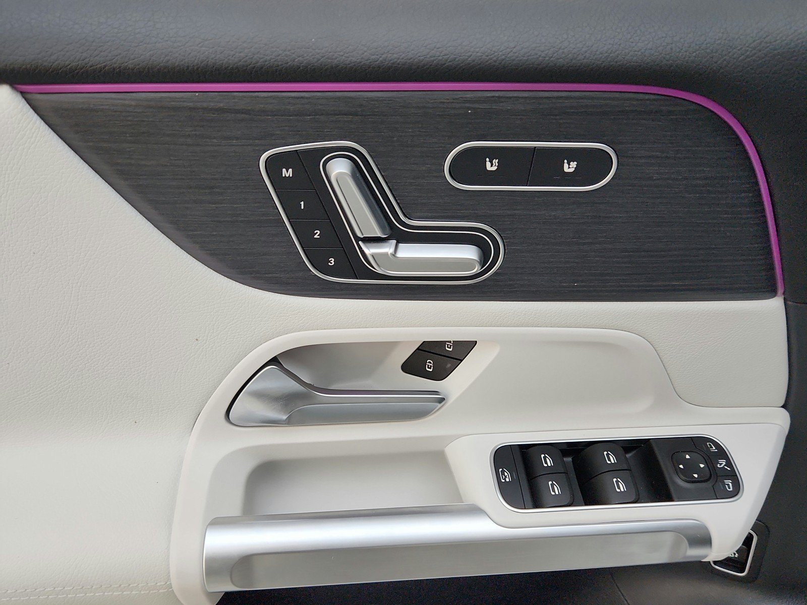 Certified 2022 Mercedes-Benz GLB 250 image 18