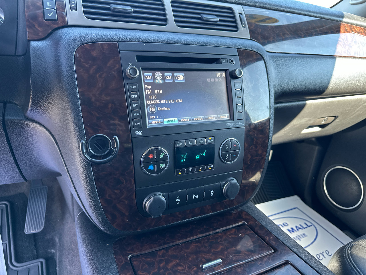 Used 2014 GMC Yukon XL Denali image 33