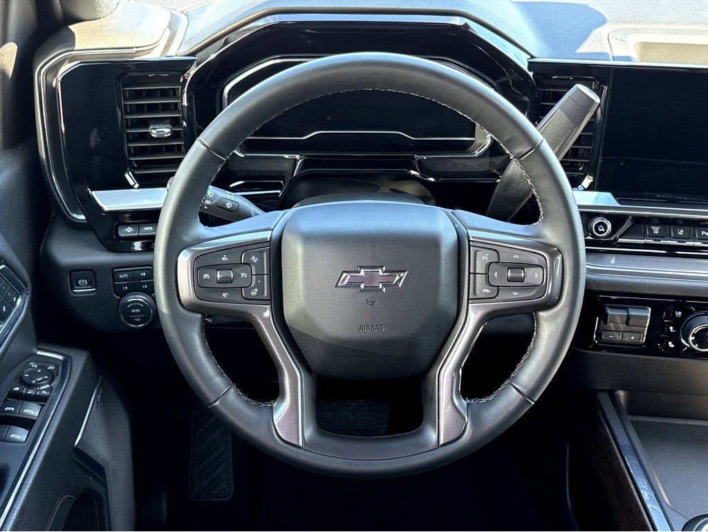 Used 2024 Chevrolet Silverado 2500 High Country w/ Midnight Edition image 19