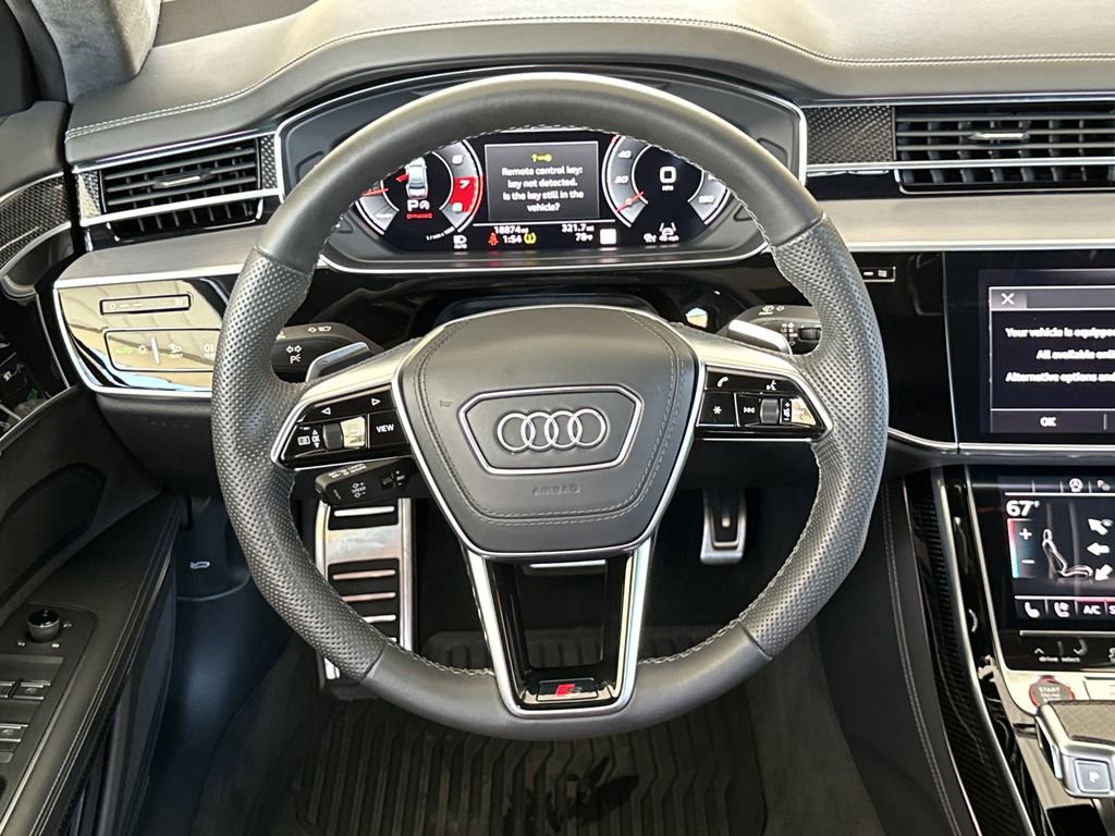 Used 2024 Audi S8 AWD/4WD image 16