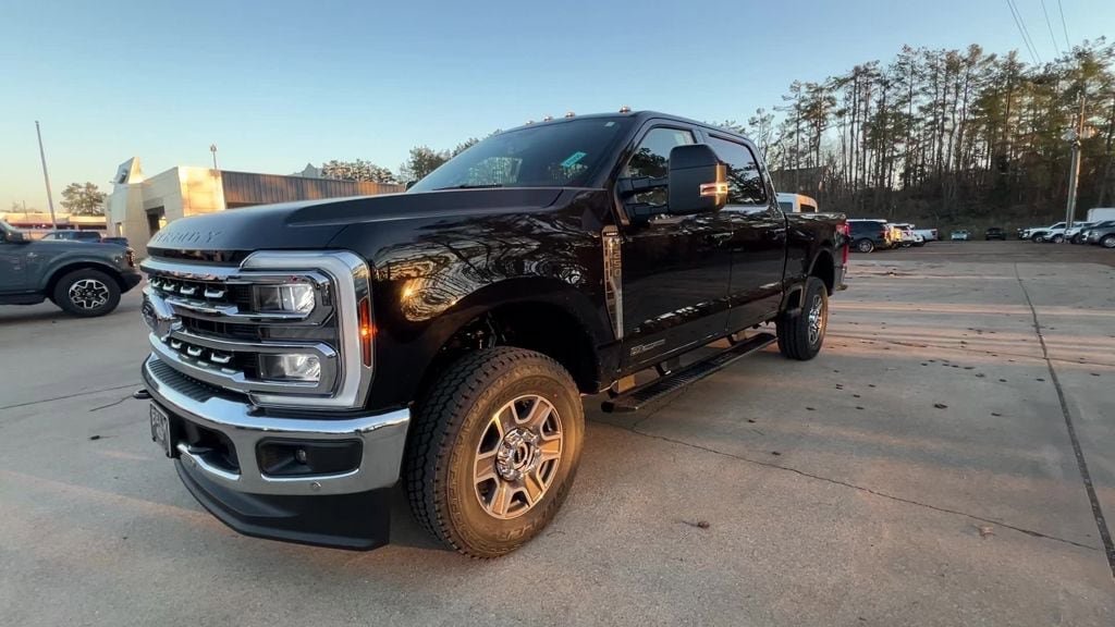 New 2026 Ford F250 Lariat w/ Lariat Premium Package image 2