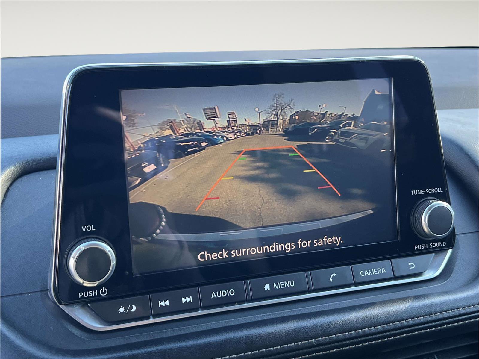 Certified 2022 Nissan Rogue SV image 35