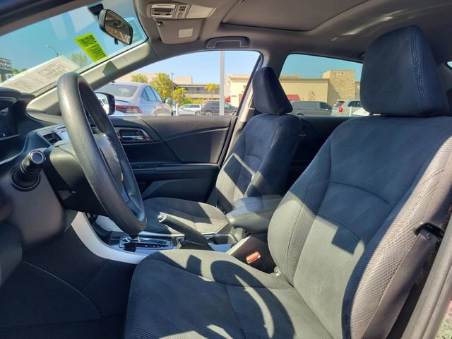 Used 2016 Honda Accord EX image 16