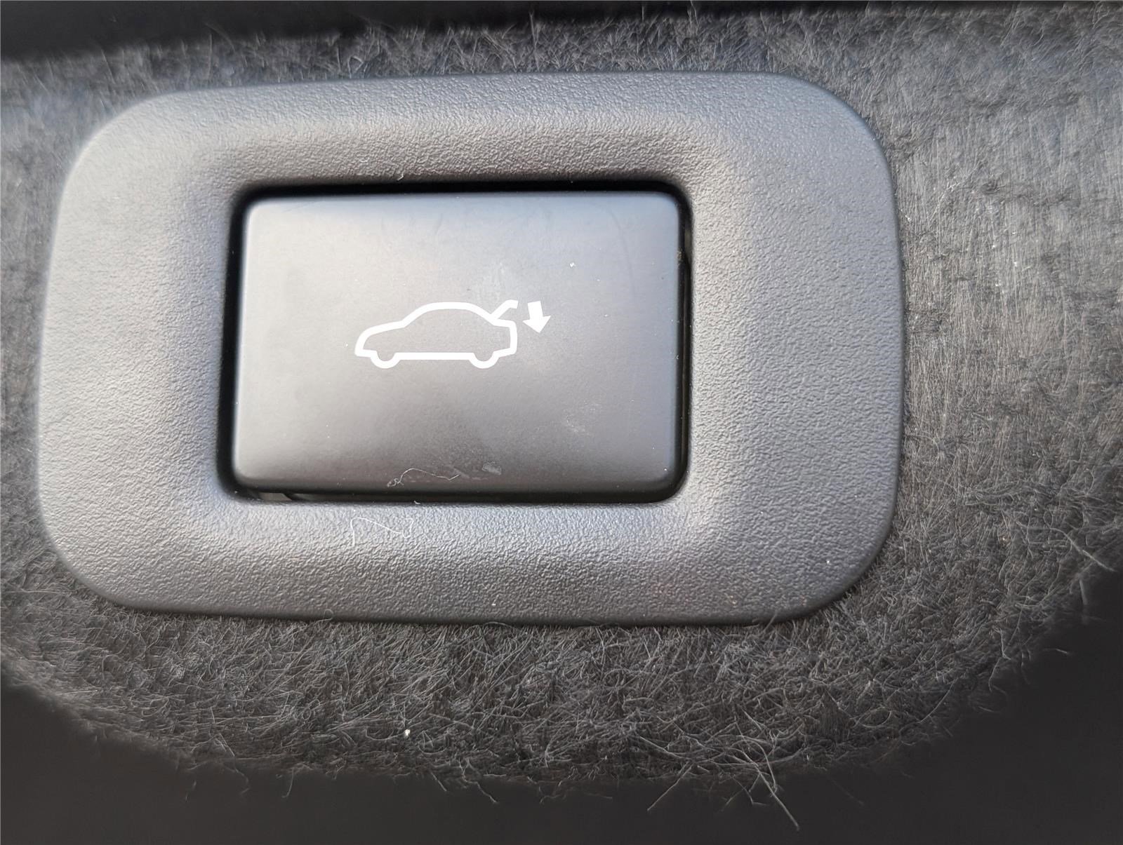 Certified 2025 Lexus ES 350 w/ Premium Package image 14